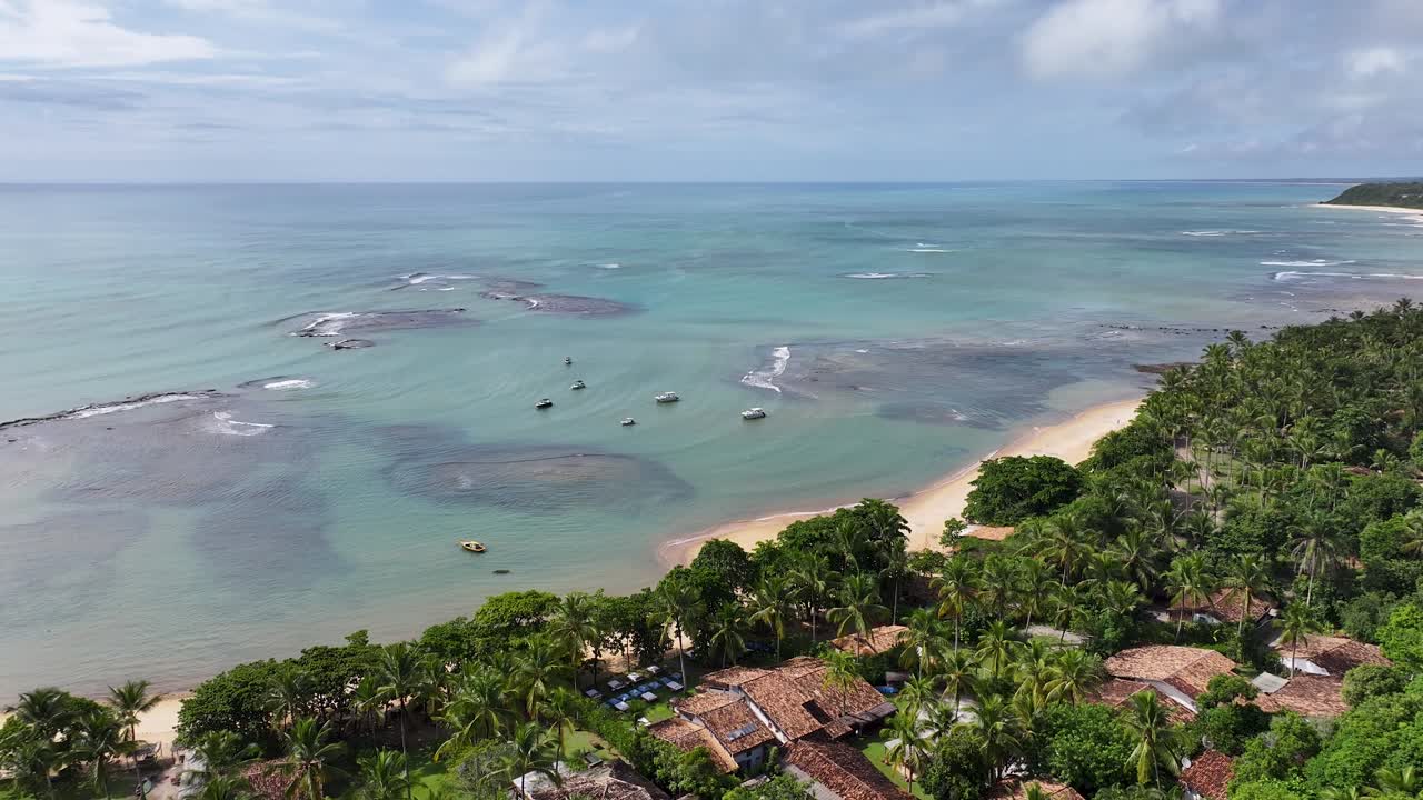 playa de espelho en el puerto seguro de bahía, brasil