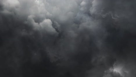 Fondos-Oscuro-Tormentoso-En-El-Cielo