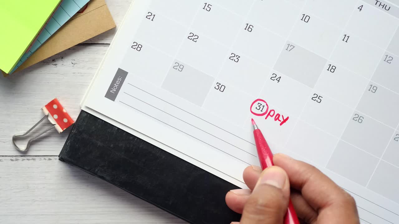 marcar el día de pago en un calendario