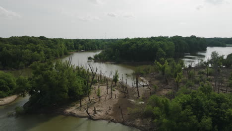 Paisaje-Natural-Del-Parque-Ribereño-De-Twin-City-En-Arkansas,-Estados-Unidos