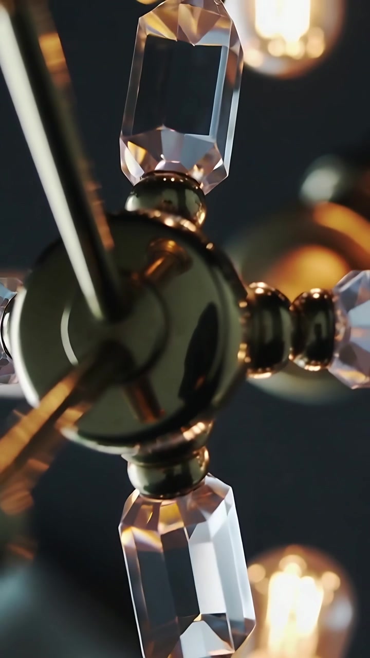 Vertical video: Panning camera, operator starting pan around light, showing metal hub and prisms