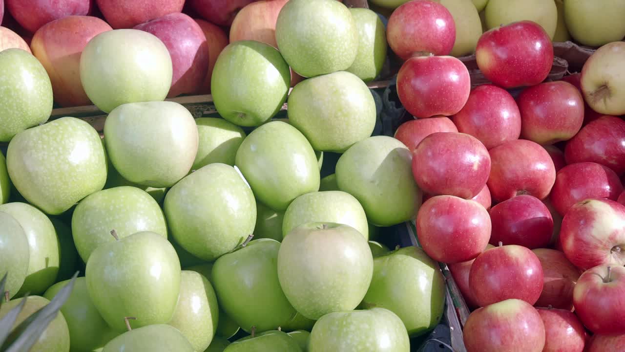 Fresh Apples for Sale