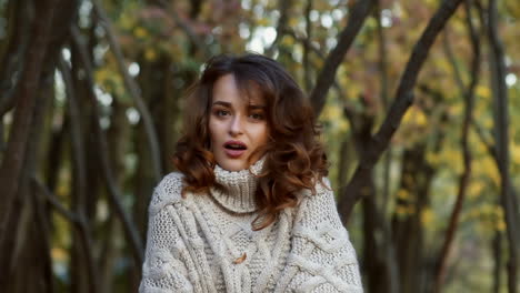 autumn woman in autumn park. autumn woman in autumn park. warm sunny weather. fall concept