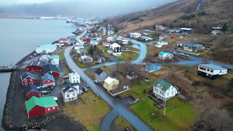 Picturesque-fishing-village-by-the-sea