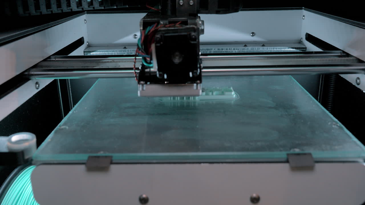 Timelapse of equipment printing 3D text