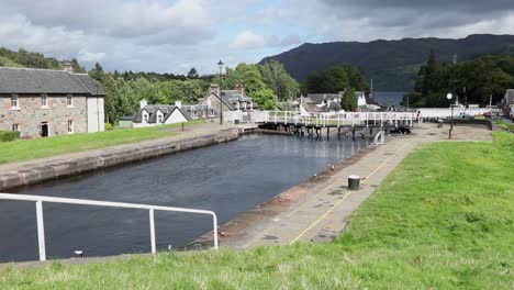 caledonian canal, fort augustus, loch ness