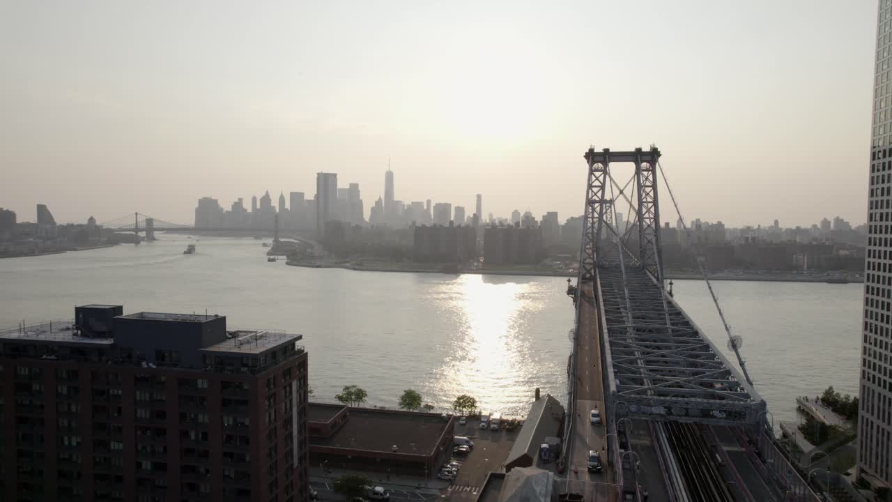 Williamsburg Bridge NYC Summer Sunset 4k 2025