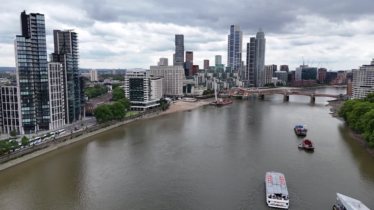 Aerial view of Vauxhall Bridge River Thames 4K video