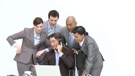 gente de negocios trabajando en la oficina juntos