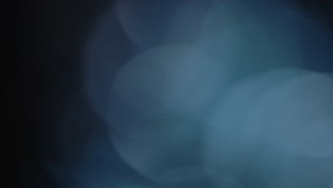 la luz multicolor filtra imágenes de 4k sobre fondo negro, vídeo estilizado, transiciones, efecto bokeh