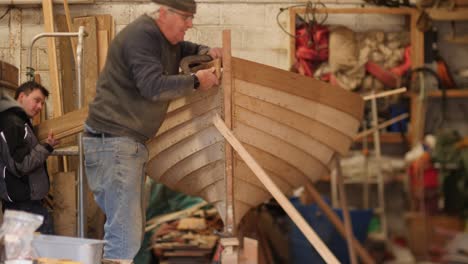 dry fitting sheer strake plank lapstrake dinghy