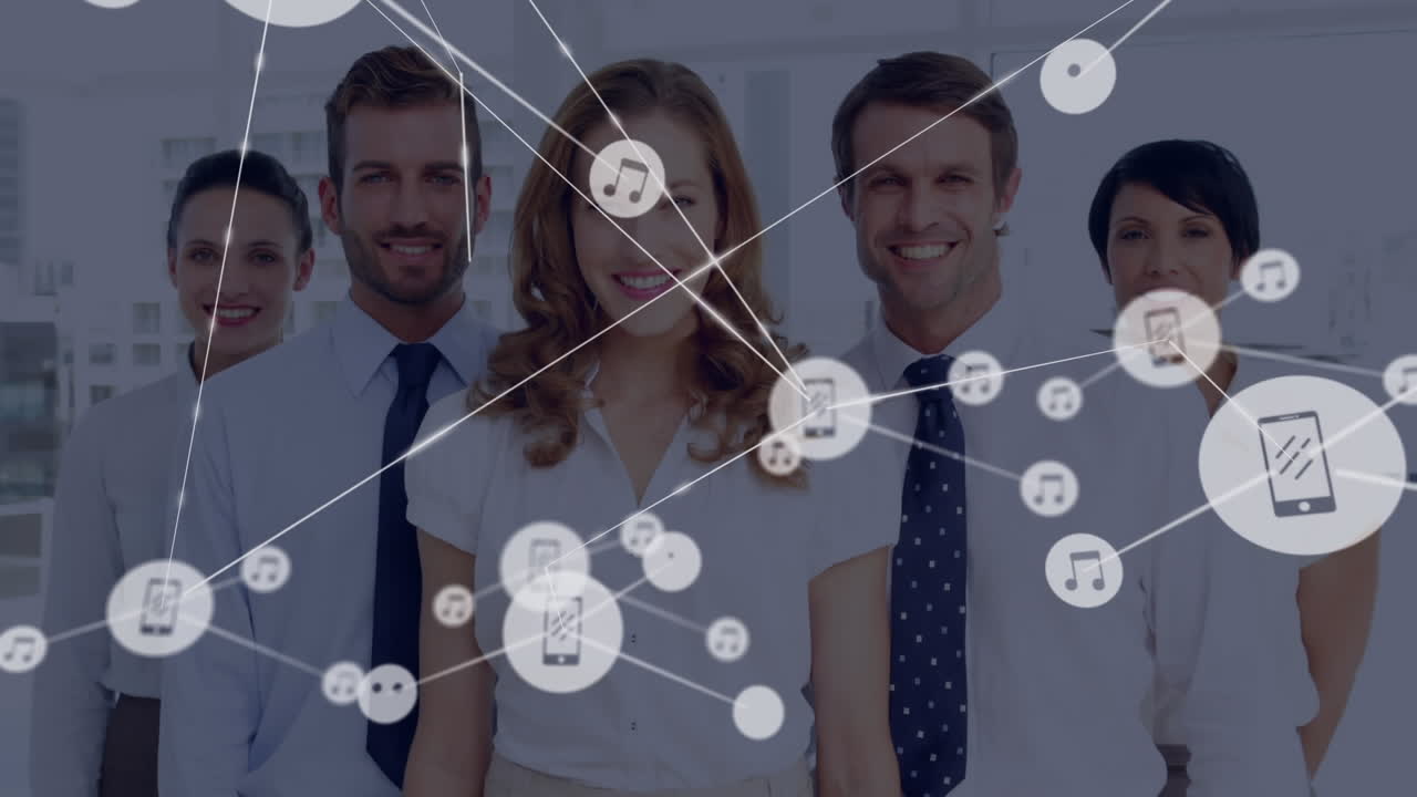 animación de la red de conexión con iconos sobre personas de negocios que usan auriculares de teléfono