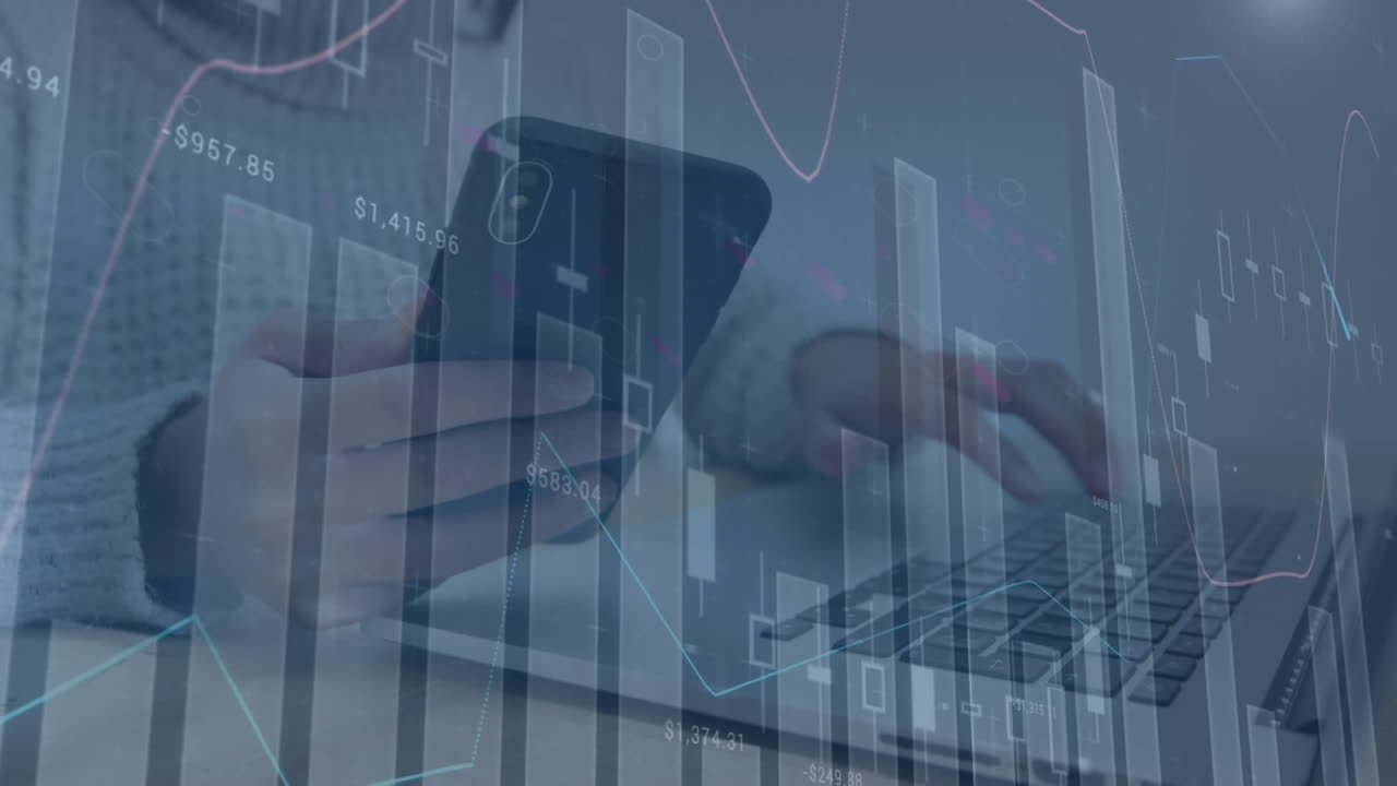 animazione dell'elaborazione delle statistiche su un uomo d'affari che utilizza laptop e smartphone