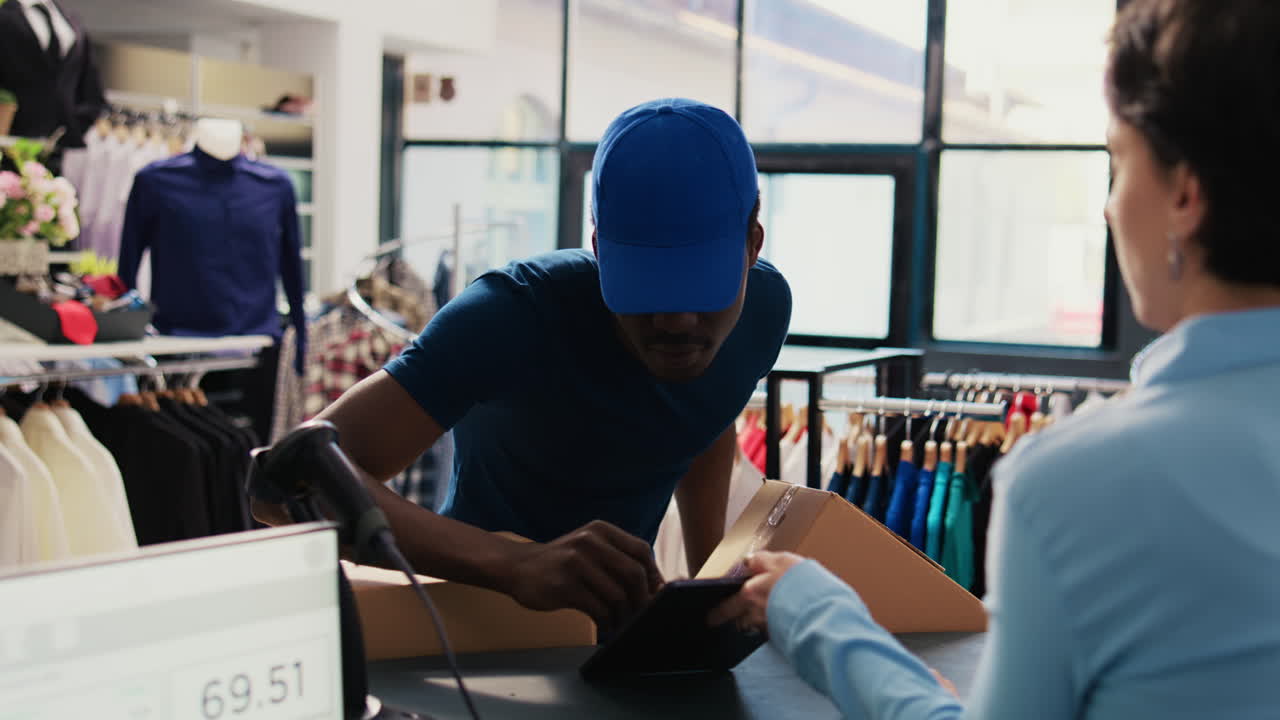 informe de embalaje firmado por el mensajero