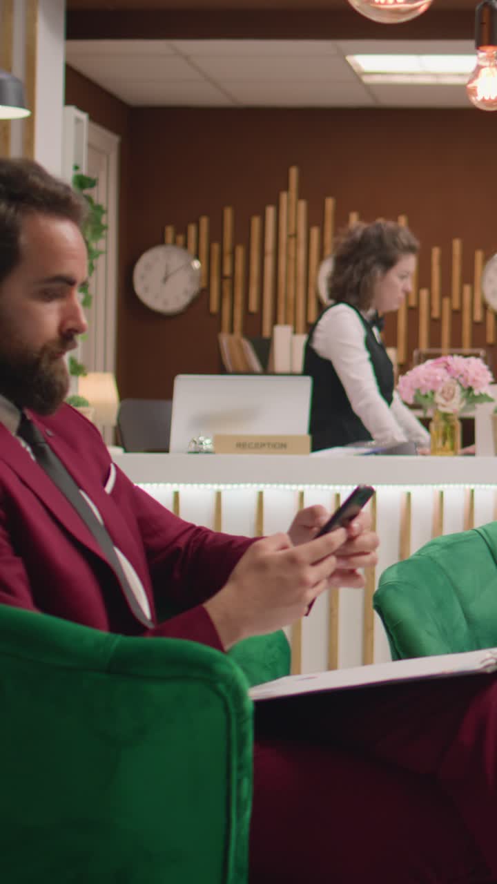 Vertical Video CEO and investor forge relations