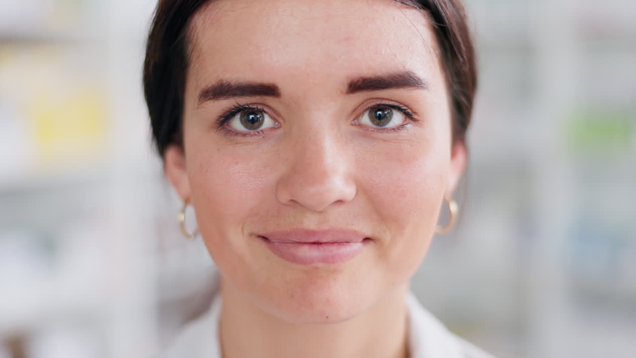 retrato de un médico sonriente