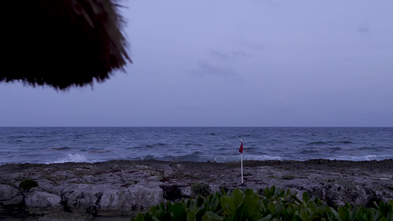 멕시코 해변의 바위 해안