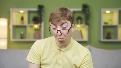 Close-up-portrait-of-young-man-approving-and-accepting.