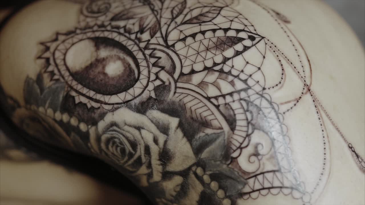 Detailed Black and Grey Lace Tattoo on Hip