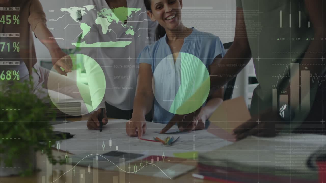 animación del procesamiento de datos sobre diversas personas de negocios en la oficina