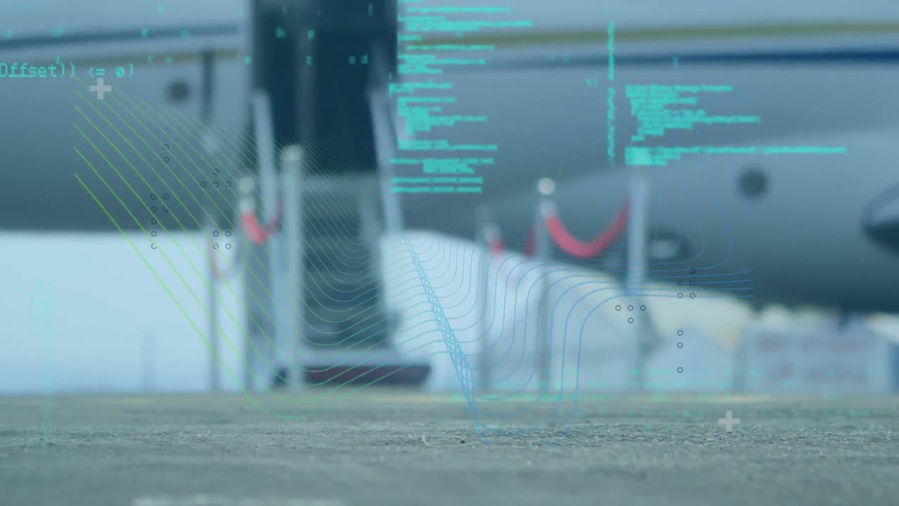 animación del procesamiento de datos sobre la sección baja del hombre de negocios caminando en un aeropuerto.