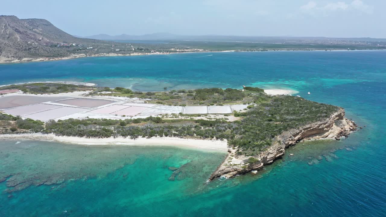 도미니카 공화국 몬테크리스티 이슬라 카브라의 염전