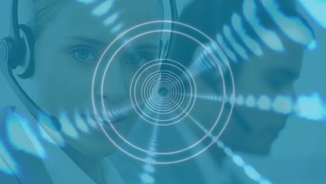 animación de conexiones y procesamiento de datos sobre personas de negocios