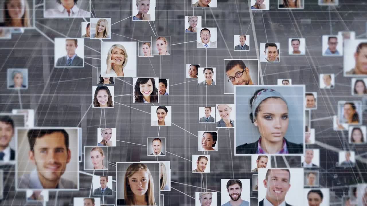 animación de la red de conexiones con personas fotos sobre el paisaje urbano