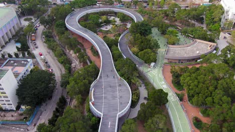 Po-Kong-Village-Road-Park-Pista-De-Ciclismo-Elevada-Y-Skatepark-En-El-Centro-De-Hong-Kong,-Imágenes-Aéreas-De-Gran-Altitud