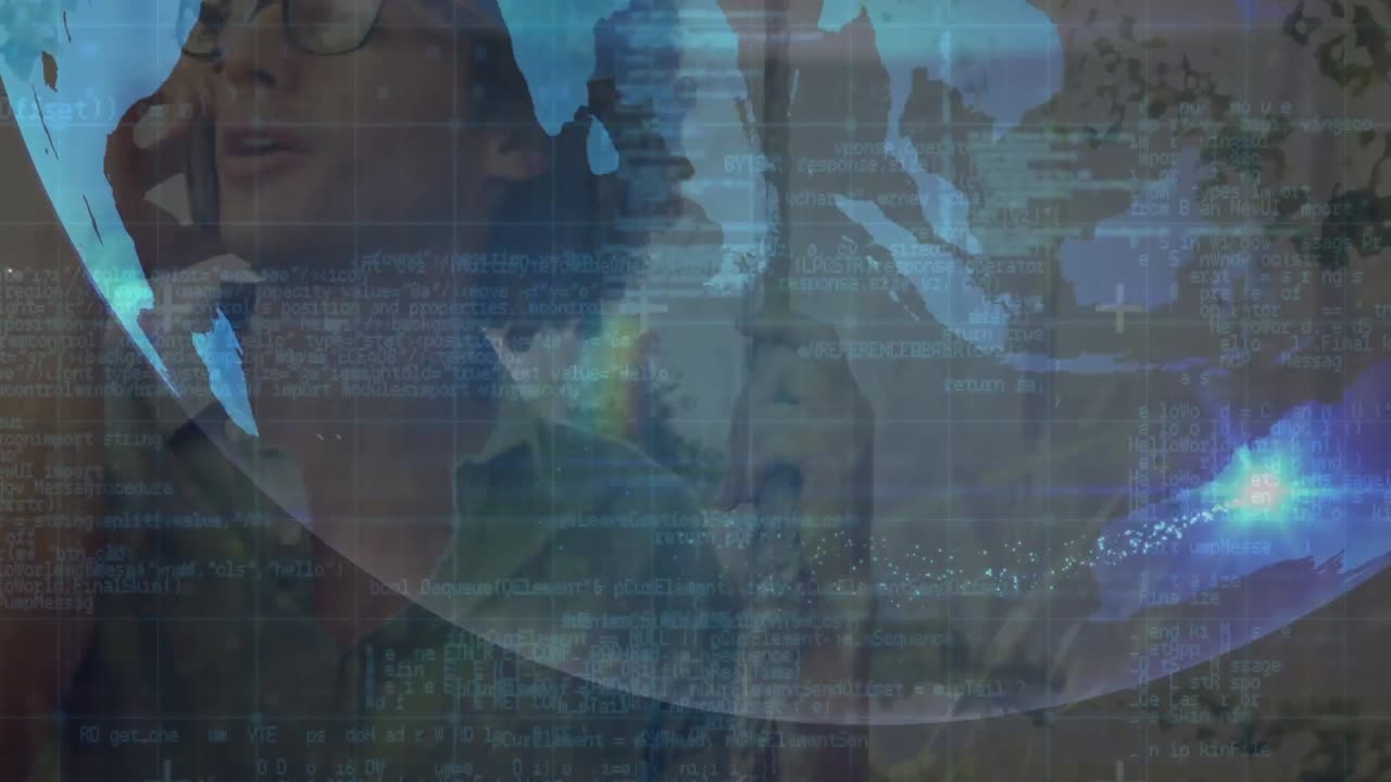 animación del procesamiento de datos sobre un hombre biracial hablando en un teléfono inteligente