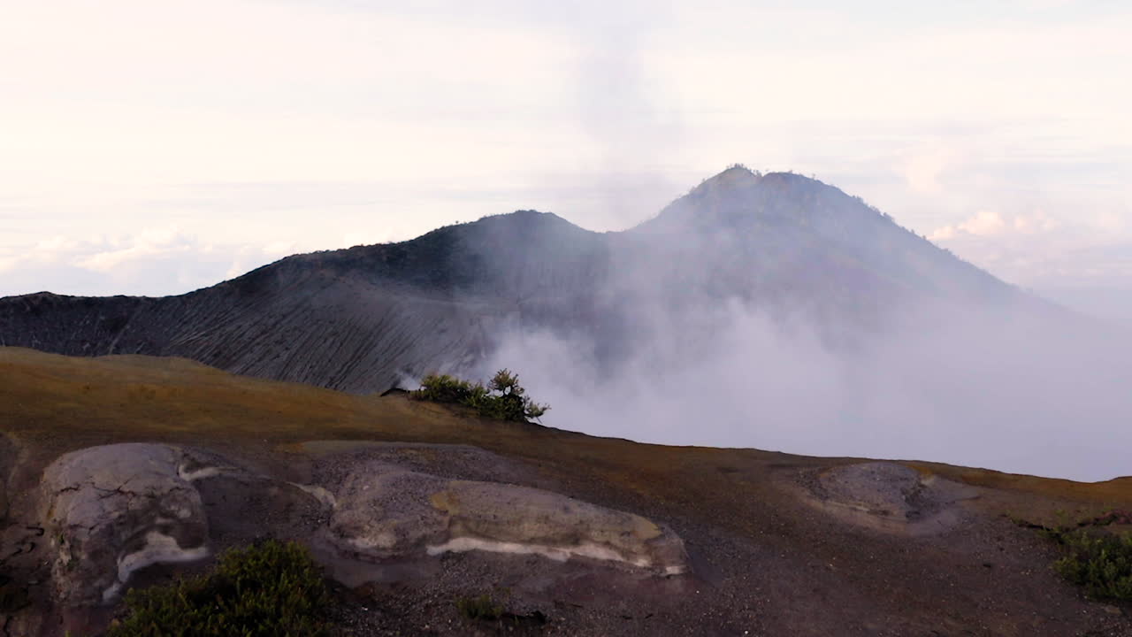 Cratere del vulcano Ijen, Java, Indonesia