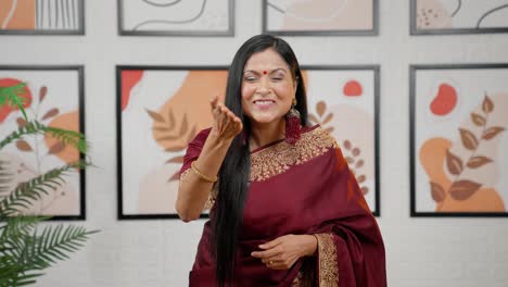 Indian-woman-laughing-at-someone