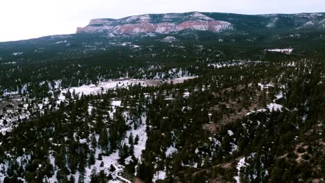 Línea-Montañosa-De-Utah-Vista-Por-Dron