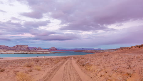 Landscape-Of-Lake-Powell-At-Sunset-In-Utah,-USA---Timelapse