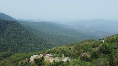 paisaje o casas y entorno de las personas que viven en nagaland, india