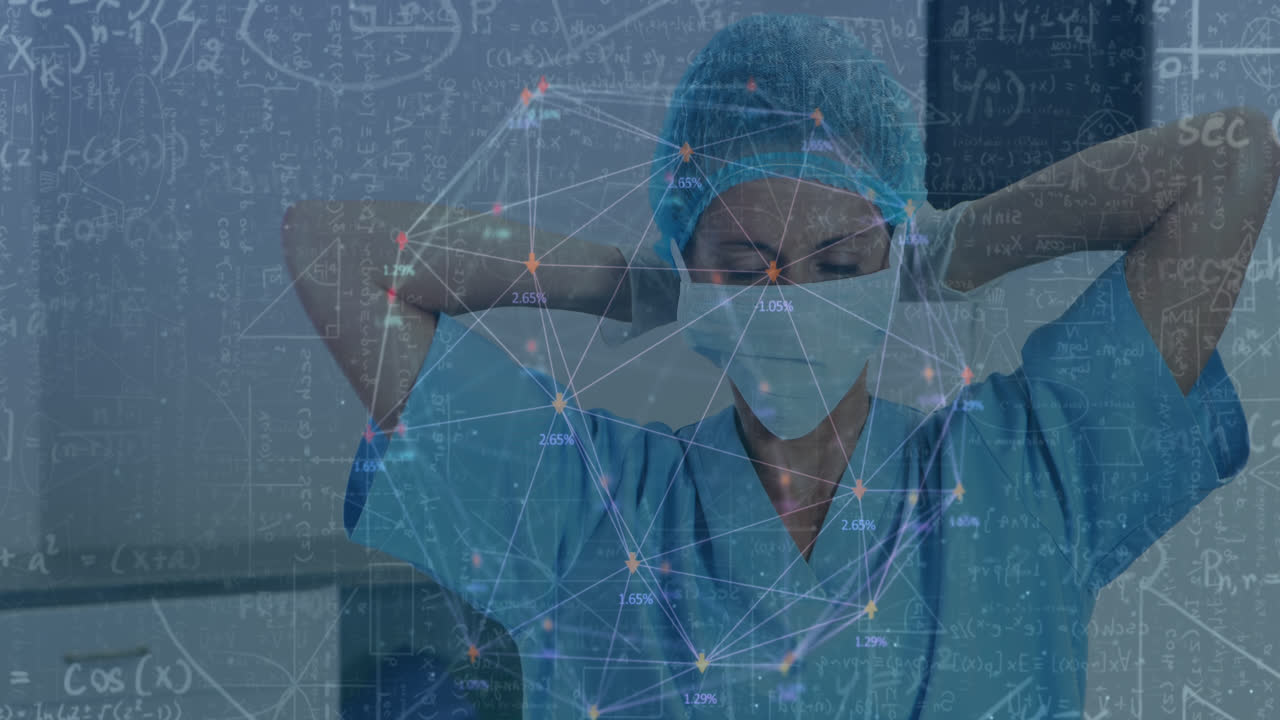 animación de ecuaciones científicas sobre cirujano caucásico con máscara facial