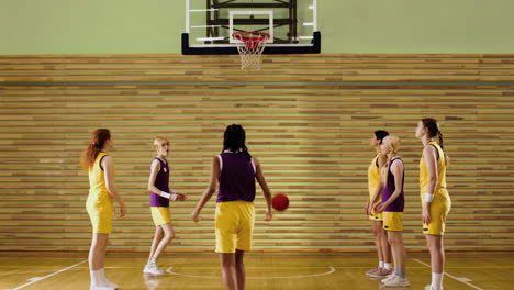 adolescentes en una sesión de entrenamiento.