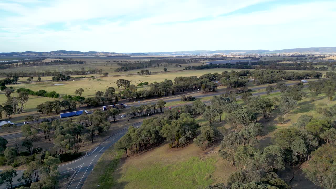 The Hume Highway in Summer