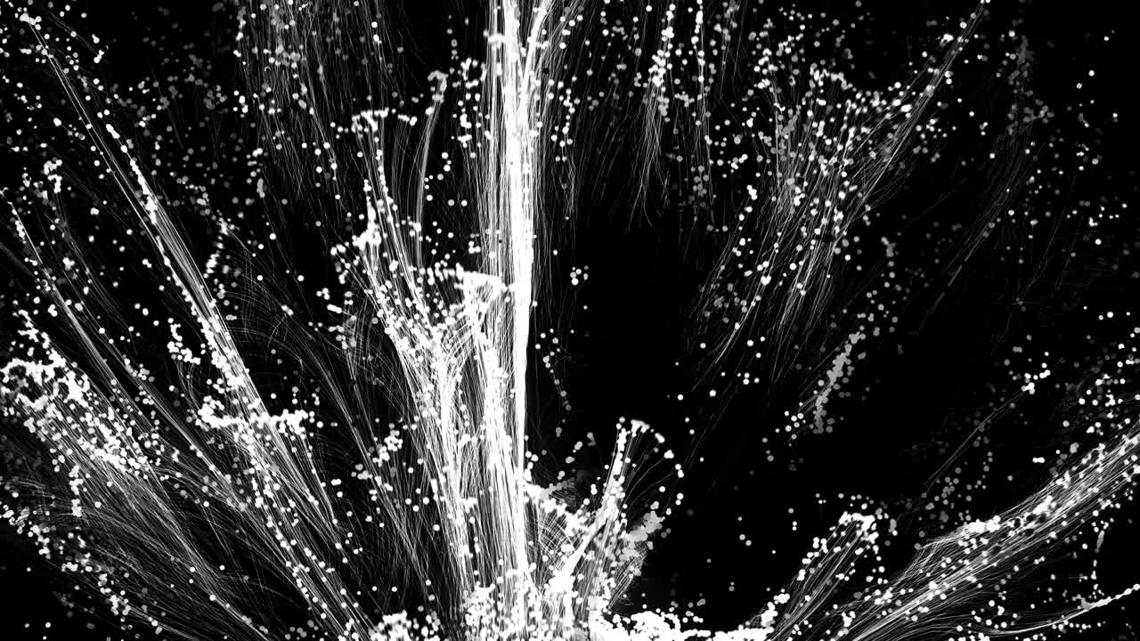 4k de humo orgánico y partículas de polvo.