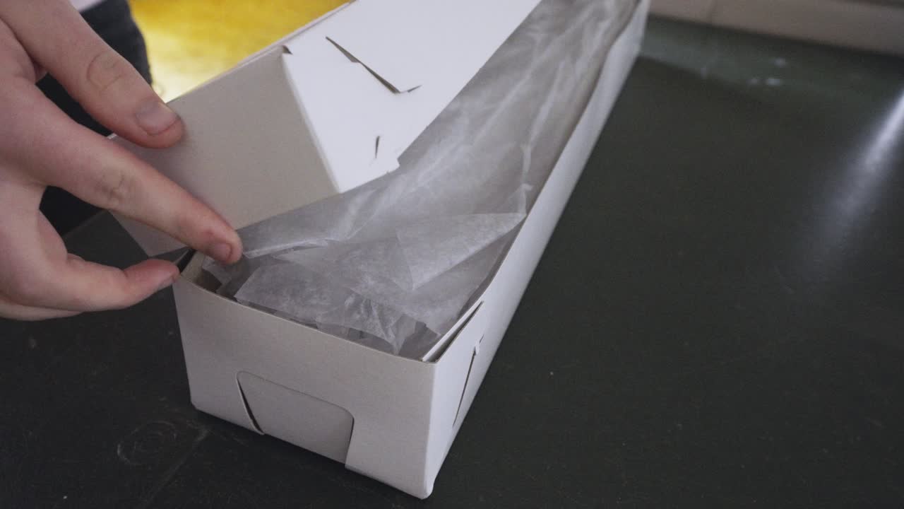 desenvasado del nivel superior de la caja de flores