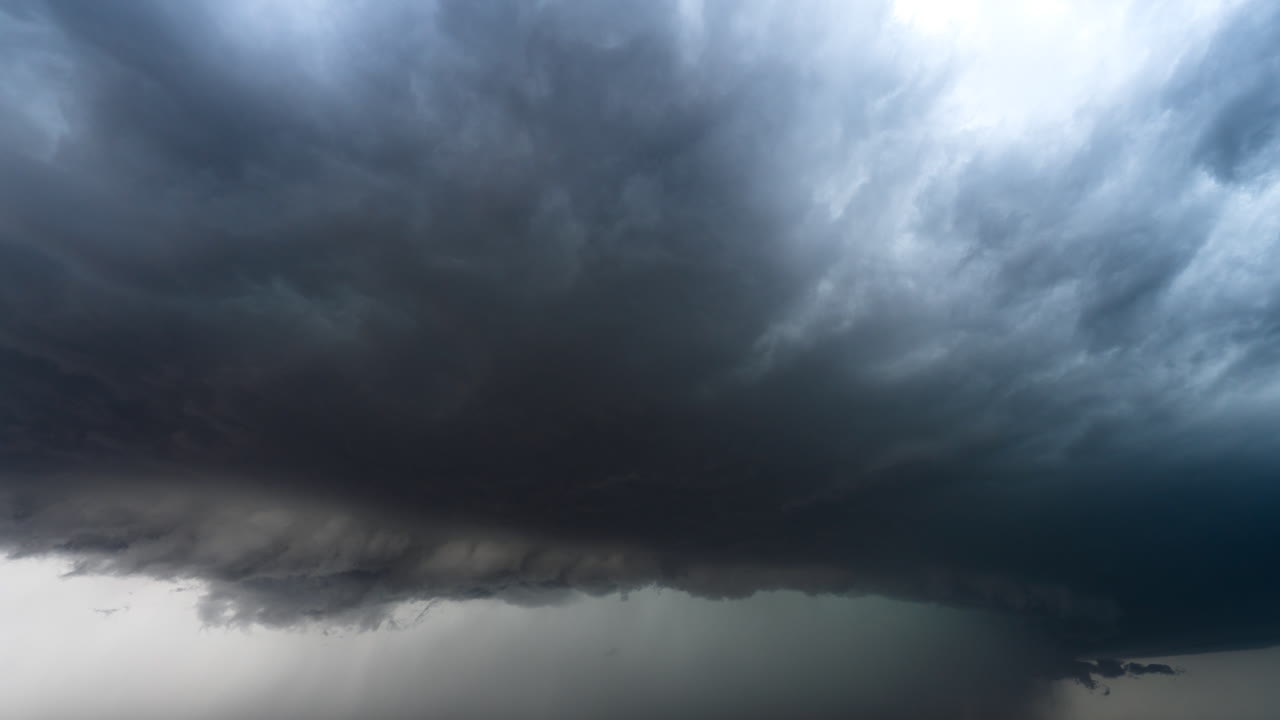 Natures Wrath Captured in 4K Timelapse of Moving Storm Clouds