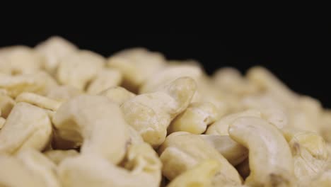 pile of raw cashew nuts