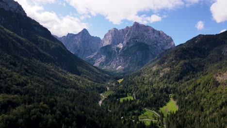 Eslovenia-Montaña-Paisaje-Aéreo-Drone-4.mp4