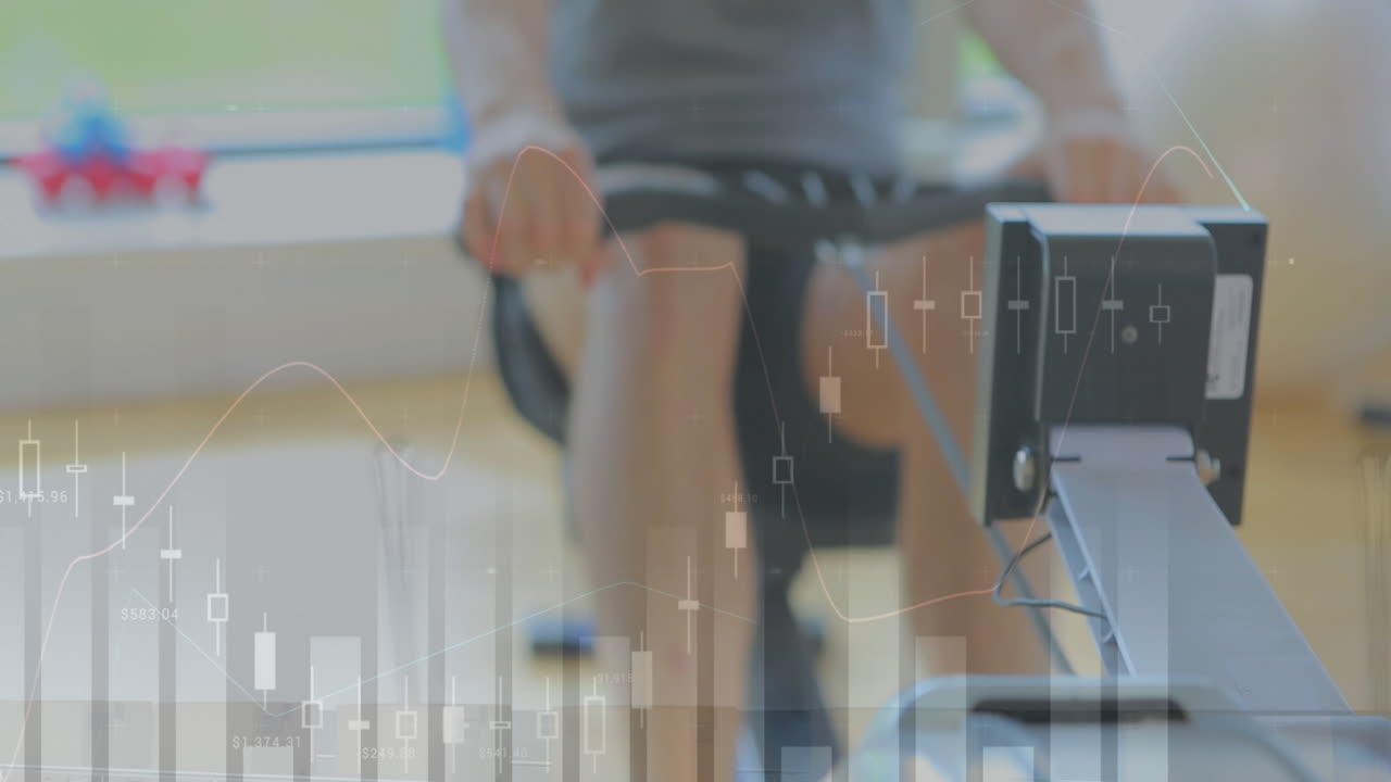 animación de múltiples gráficos y números sobre hombre caucásico haciendo filas de cable sentado en el gimnasio