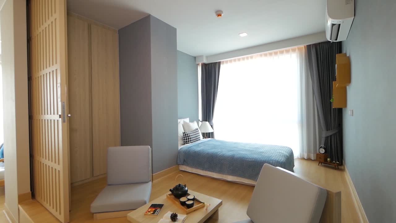 현대 일본 개방형 거실 공간 장식 연습