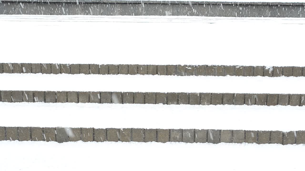 Neige en ville. Hiver en ville