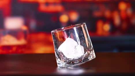 vaso con hielo