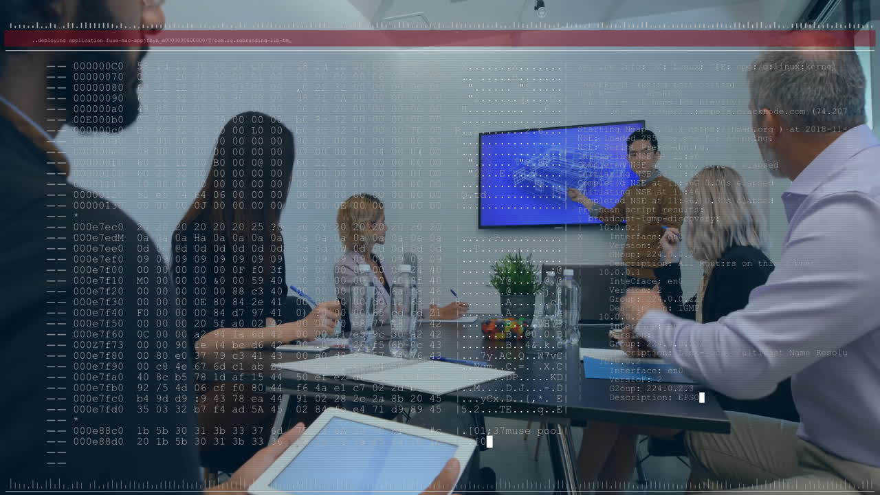 사무실에서 다양한 사업가들에 대한 금융 데이터 처리의 활성화