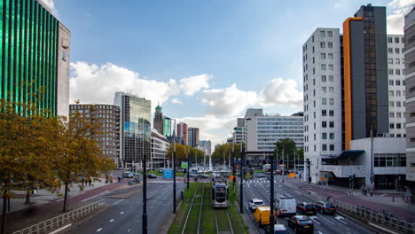 Rotterdam-Tagsüber-Herbst-Verkehrsfluss