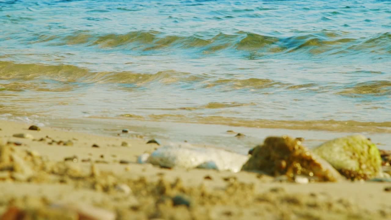 빌렘스타트, 큐라소의 파도가 있는 바위 해변